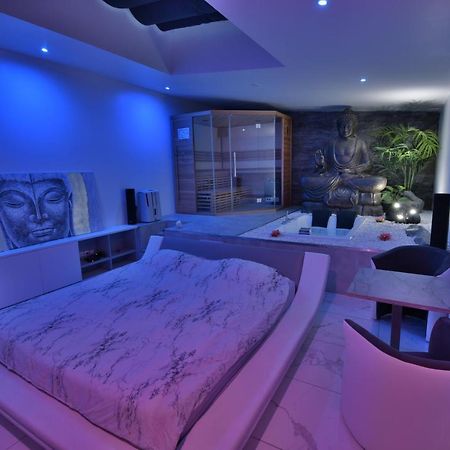 Jacuzzi Sauna Privatif Fécamp Esterno foto
