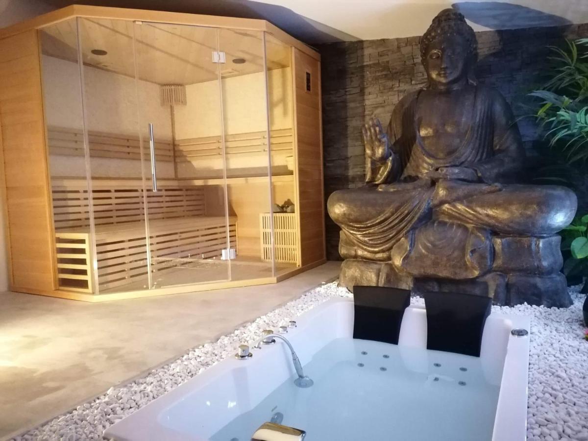 Jacuzzi Sauna Privatif Fécamp Esterno foto