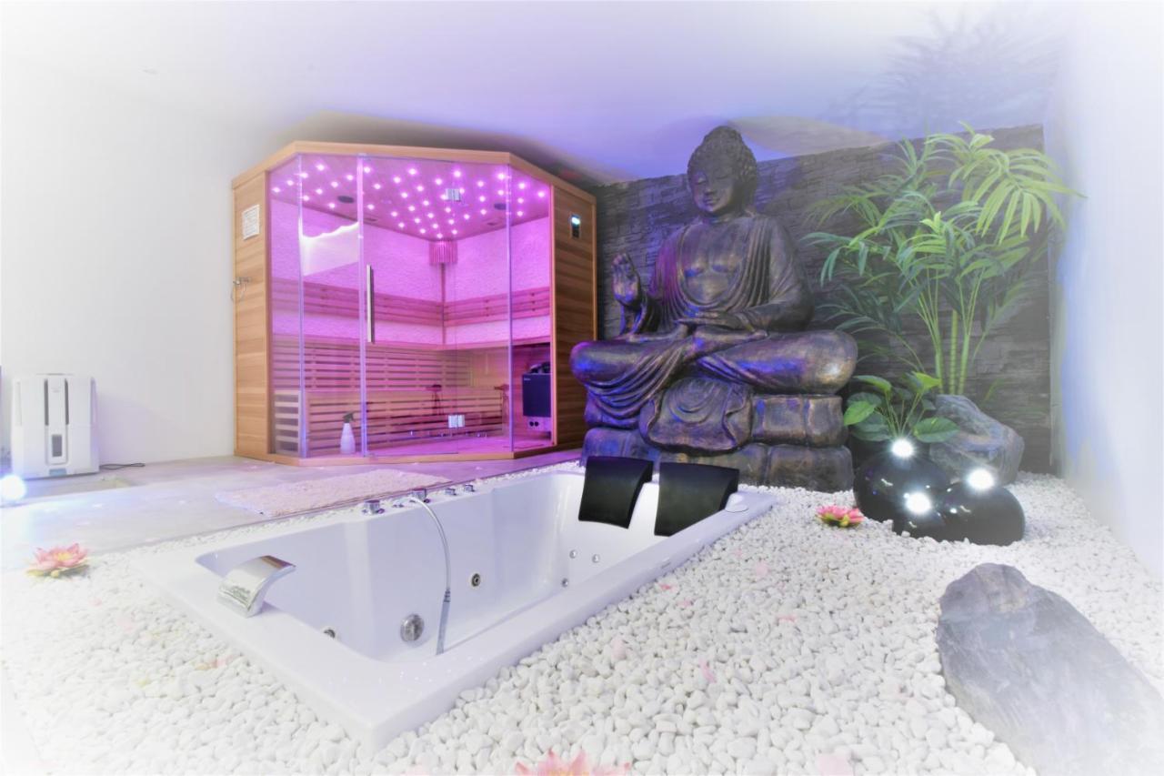 Jacuzzi Sauna Privatif Fécamp Esterno foto